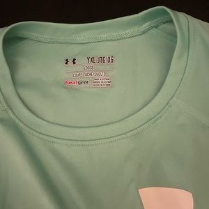 Under armor youth xl gently used
